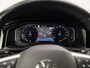Volkswagen Polo 1.0 TSI Sportline Automaat (VIRTUAL COCKPIT, APPLE CARPLAY, GROOT NAVI, KEYLESS, CLIMATE, CAMERA, LM VELGEN, SPORTSTOELEN, GETINT GLAS, NIEUWSTAAT)