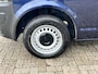 Volkswagen Transporter 2.0 TDI L1H1 BTW VRIJ!! Airco Cruise control Parkeersensoren voor en achter Telefoonvoorbereiding Navigatie 1e eigenaar Dealer onderhouden Euro 5 Ex overheid