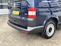 Volkswagen Transporter 2.0 TDI L1H1 BTW VRIJ!! Airco Cruise control Parkeersensoren voor en achter Telefoonvoorbereiding Navigatie 1e eigenaar Dealer onderhouden Euro 5 Ex overheid