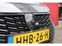 Peugeot 208 1.2 Hybrid 145PK e-DCS6 GT | NAVIGATIE | DRAADLOZE APPLE CARPLAY/ANDROID AUTO | CAMERA VOOR + ACHTER | FULL LED KOPLAMPEN | LICHTMETALEN VELGEN 17" | DODEHOEK DETECTIE | DRAADLOZE TELEFOONLADER | KEYLESS ENTRY/START | DAB+ RADIO | ADAPTIVE CRUISE CONTROL |