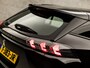 Peugeot 2008 1.2 PureTech Sport (APPLE CARPLAY, GROOT NAVI, CLIMATE, ZWART HEMEL, PARKEERSENSOREN, SPORTSTOELEN, CRUISE, DAB+, NIEUWSTAAT)
