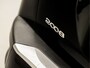 Peugeot 2008 1.2 PureTech Sport (APPLE CARPLAY, GROOT NAVI, CLIMATE, ZWART HEMEL, PARKEERSENSOREN, SPORTSTOELEN, CRUISE, DAB+, NIEUWSTAAT)