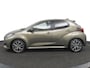 Toyota Yaris 1.5 Hybrid 130 Executive | Stuur en Stoelverwarming | Digital Cockpit | Lederen/stof bekleding | Navigatie | Draadloos Apple carplay |