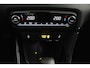 Toyota Yaris 1.5 Hybrid 130 Executive | Stuur en Stoelverwarming | Digital Cockpit | Lederen/stof bekleding | Navigatie | Draadloos Apple carplay |