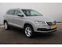 Skoda Karoq 1.0 TSI Ambition Business Navigatie Carplay Android Climate Cruise Control 17 inch LMV Steel Grey!