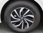 Volkswagen Polo 1.0 TSI Life Edition | Virtual cockpit | Climate control | Camera | Getint glas | Lichtmetalen velgen
