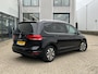 Volkswagen Touran 1.5 TSI Comfortline Business 7p | Navi/Adapt.Cruise/Clima/Camera/Privacy Glass/Apple CarPlay-Android Auto