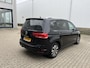 Volkswagen Touran 1.5 TSI Comfortline Business 7p | Navi/Adapt.Cruise/Clima/Camera/Privacy Glass/Apple CarPlay-Android Auto