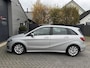 Mercedes-Benz B-klasse 180 d Business Solution | Navigatie | Camera | Stoelverwarming | LED | Lichtmetalen Velgen |