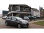 Opel Corsa 1.4 Innovation 90 Pk * AUTOMAAT * * Trekhaak * 4-Cilinder * 5-Deurs * Airco & Cruise Control * Vingerhoets; Vierde Generatie Eersteklas Service.