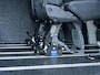 Volkswagen Transporter 2.0 TDI L1H1 Comfortline | Rolstoelvervoer | Oprijplateau Autolift R226 | 2x Rolstoel vergrendeling | 2 M1 Gekeurde Stoelen SmartSeat | Aluminium Vloer M1 Gekeurd | Geïsoleerd | Airco | Cruise Control | Parkeersensoren |