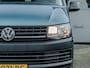 Volkswagen Transporter 2.0 TDI L1H1 Comfortline | Rolstoelvervoer | Oprijplateau Autolift R226 | 2x Rolstoel vergrendeling | 2 M1 Gekeurde Stoelen SmartSeat | Aluminium Vloer M1 Gekeurd | Geïsoleerd | Airco | Cruise Control | Parkeersensoren |