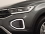 Volkswagen T-Roc 1.0 TSI Oranje Edition 116 PK | Navigatie | Apple Carplay | Dodehoek sensoren | Android Auto | Climate control | Camera | Keyless access | Adaptieve cruise control | 17" Lichtmetalen velgen |