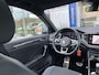 Volkswagen T-Roc 2.0 TSI 4Motion Sport | R-Line | Cruise Control | Climate Control | Trekhaak | Elektrische Achterklep | Parkeersensoren Voor + Achter | Stoelverwarming Voor | Apple Carplay/ Android Auto |