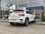 Volkswagen T-Roc 2.0 TSI 4Motion Sport | R-Line | Cruise Control | Climate Control | Trekhaak | Elektrische Achterklep | Parkeersensoren Voor + Achter | Stoelverwarming Voor | Apple Carplay/ Android Auto |