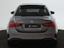 Mercedes-Benz A-klasse 250 e Business Solution AMG | Trekhaak | Nightpakket | Premium Plus pakket | Parkeerpakket met 360°-camera | Dodehoekassistent | KEYLESS GO-comfortpakket | Extra USB-poorten | Spiegelpakket | Head-up display |