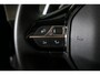 Peugeot 208 Hybrid 100 e-DCS6 Allure | Navi | Camera | Cruise control | PDC V+A | LED Koplampen | Climate control | LMV 16"|