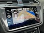 Volkswagen Tiguan Allspace 2.0 TSI 4Motion R-Line / AUTOMAAT/ PANO/ 7-PERSOONS/ 2X R-LINE/ FULL-LED/ HEAD-UP/ APP-CONNECT/ TREKHAAK/ NAVI/ 20'' LMV/ 190 PK/ STOEL-STUURVERWARM.