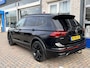 Volkswagen Tiguan Allspace 2.0 TSI 4Motion R-Line / AUTOMAAT/ PANO/ 7-PERSOONS/ 2X R-LINE/ FULL-LED/ HEAD-UP/ APP-CONNECT/ TREKHAAK/ NAVI/ 20'' LMV/ 190 PK/ STOEL-STUURVERWARM.