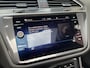 Volkswagen Tiguan Allspace 2.0 TSI 4Motion R-Line / AUTOMAAT/ PANO/ 7-PERSOONS/ 2X R-LINE/ FULL-LED/ HEAD-UP/ APP-CONNECT/ TREKHAAK/ NAVI/ 20'' LMV/ 190 PK/ STOEL-STUURVERWARM.