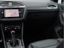 Volkswagen Tiguan 1.4 TSI eHybrid R-Line | Black Style | Leder | Trekhaak | 360 Camera