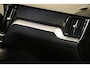 Volvo V60 2.0 T8 Plug-in Hybrid AWD Plus R-Line 341Pk Aut Full Options 1e eigenaar Panoramadak Trekhaak 360 Camera