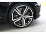 Volvo V60 2.0 T8 Plug-in Hybrid AWD Plus R-Line 341Pk Aut Full Options 1e eigenaar Panoramadak Trekhaak 360 Camera