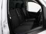 Mercedes-Benz eVito Bestelwagen 66 kWh L2 | Navigatie | Achteruitrijcamera | Stoelverwarming | Cruise Control | Bijrijdersbank | Achterdeuren |