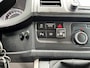 Volkswagen Transporter 2.0 TSI L2H1 Benzine Dubbele Schuifdeur Airco Cruise controle Bpm vrij Trekhaak Klep achter Omvormer Kastinrichting Standkachel Euro 6 Benzine Ideaal voor ombouw naar Camper !!