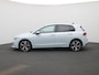 Volkswagen Golf 1.5 eHybrid Life Edition | Automaat | Navigatie | Draadloze Apple carplay | Adaptieve cruise control | File Assist | Climate control | Stuur- en Stoelverwarming | 360' graden Camera | Park Assist | Elektrische Trekhaak |