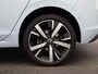 Volkswagen Golf 1.5 eHybrid Life Edition | Automaat | Navigatie | Draadloze Apple carplay | Adaptieve cruise control | File Assist | Climate control | Stuur- en Stoelverwarming | 360' graden Camera | Park Assist | Elektrische Trekhaak |