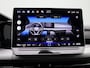 Volkswagen Golf 1.5 eHybrid Life Edition | Automaat | Navigatie | Draadloze Apple carplay | Adaptieve cruise control | File Assist | Climate control | Stuur- en Stoelverwarming | 360' graden Camera | Park Assist | Elektrische Trekhaak |