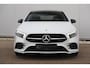 Mercedes-Benz A-klasse 200 Business Solution AMG Night 164PK Automaat 19 inch Panoramadak Massage Sfeerverlichting Widescreen Multibeam LED Navigatie Achteruitrijcamera Elektrische Stoelen