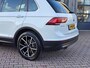 Volkswagen Tiguan 1.5 TSI ACT Comfortline | Automaat | LED | Pano | Stoelverwarming | ACC | App-connect | Lane Assist | Light Assist | Navi | Ambiente |