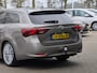 Toyota Avensis Touring Sports 1.8 VVT-i Executive Business Premium | Automaat | Afn. Trekhaak | Pano | Stoelverw. | LED | Camera | Lane assist