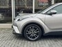 Toyota C-HR 1.8 Hybrid Executive | Stoelverwarming, Navigatie, Keyless, Leer/Stof, 18 Inch