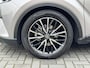 Toyota C-HR 1.8 Hybrid Executive | Stoelverwarming, Navigatie, Keyless, Leer/Stof, 18 Inch