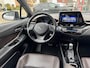 Toyota C-HR 1.8 Hybrid Executive | Stoelverwarming, Navigatie, Keyless, Leer/Stof, 18 Inch