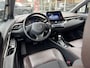 Toyota C-HR 1.8 Hybrid Executive | Stoelverwarming, Navigatie, Keyless, Leer/Stof, 18 Inch