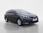 Kia Ceed Sportswagon 1.5T DynamicPlusLine | AUTOMAAT | Stoel en stuurverwarming | Camera | Navigatie | Elektrische achterklep | Keyless met startknop | Getinte ramen achter | Apple Carplay / Android Auto |
