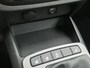 Hyundai i10 1.0 Comfort Smart Automaat / Fabrieksgarantie tot 07-2026 / Allseason banden /   Stuur-, en Stoel verwarming / Navigatie via Apple Carplay of Android Auto / Cruise control / Achteruitrijcamera / Climate control / Elektrische ramen voor /