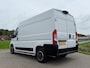 Fiat Ducato 30 2.3 MultiJet L2H2 / 1e Eigenaar / Camera / Navi / 3 Pers. / Clima / Sidesbars / 15" Velgen / PDC / Cruise / LED /