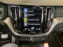 Volvo XC60 2.0 Recharge T8 AWD R-Design | Luchtvering! | 360Cam | Panorama | NL-Auto!