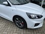 Ford Focus Wagon 1.0 EcoBoost Hybrid ST Line X Business 50% deal 7.500,- ACTIE Schuif-kanteldak / Stoelverwarming / Clima / Cruise / LED