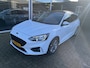 Ford Focus Wagon 1.0 EcoBoost Hybrid ST Line X Business 50% deal 7.500,- ACTIE Schuif-kanteldak / Stoelverwarming / Clima / Cruise / LED