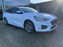 Ford Focus Wagon 1.0 EcoBoost Hybrid ST Line X Business 50% deal 7.500,- ACTIE Schuif-kanteldak / Stoelverwarming / Clima / Cruise / LED
