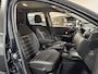 Dacia Duster 130PK TCe Prestige | Trekhaak (1500 KG) | Navi | Camera | Apple CarPlay/Android Auto | Armsteun | Cruise Control | Airco | Lichtmetalen Velgen |