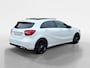 Mercedes-Benz A-klasse 180 Ambition Automaat | Electrisch Schuifdak | Nanigatie | Sportstoelen | 18 Inch. | 1 jaar Garantie