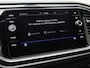 Volkswagen T-Roc 1.5TSI/150PK Sport R DSG · Panoramadak ·Navigatie · Apple/Android · Garantie t/m 25-03-2026 of 100.000km