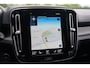 Volvo XC40 1.5 T4 Recharge R-Design Panoramadak | Adaptieve Cruise Control | Parkeersensoren Voor & Achter + Camera | Verwarmbare Voorstoelen